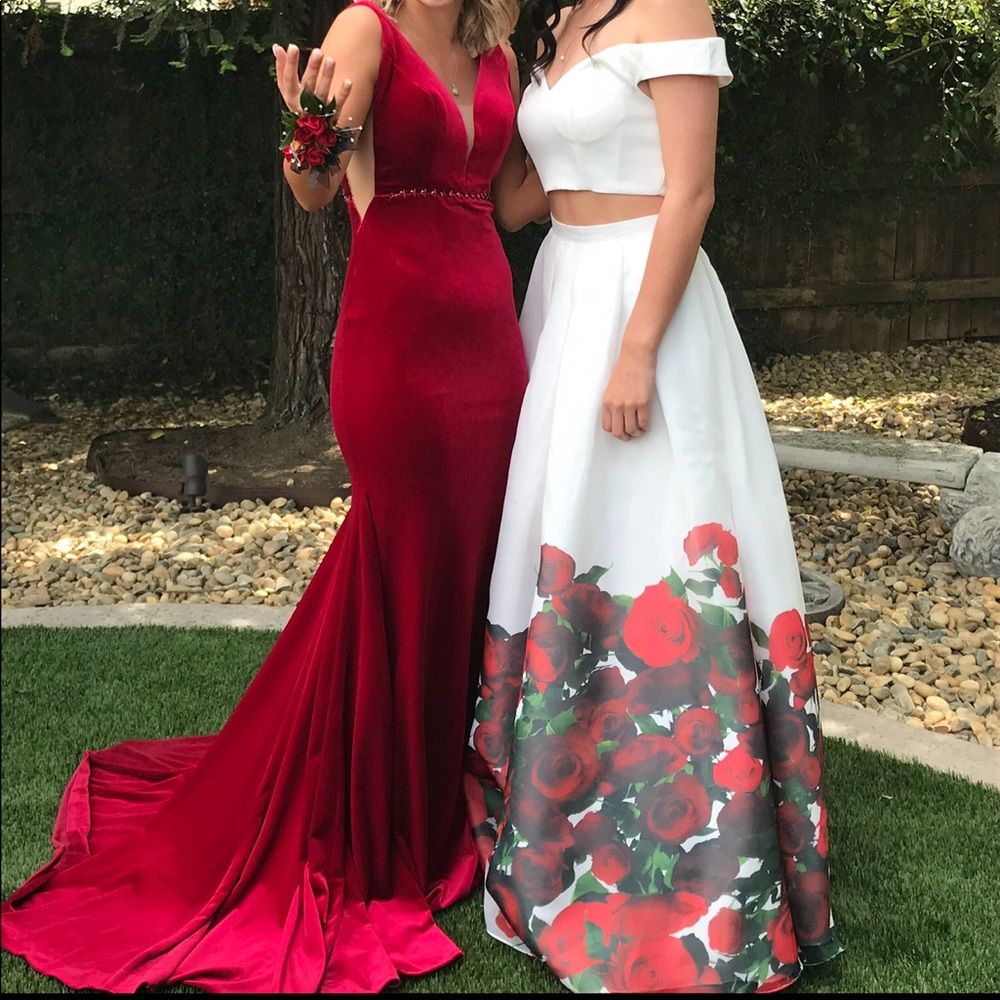 Red prom dress 2018